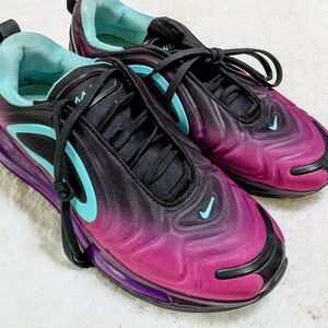 Nike Black and Pink Gradient Sneakers